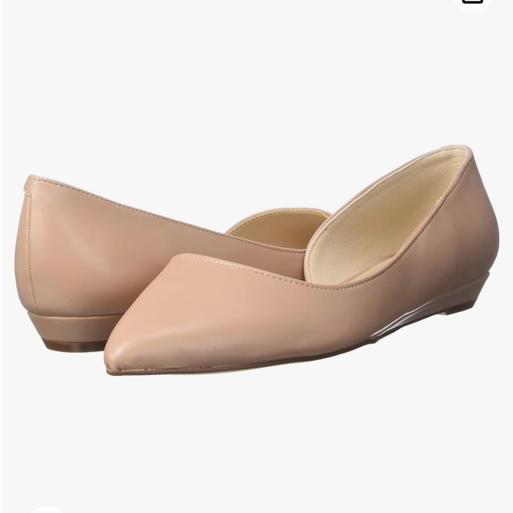Nude brand new in box, never worn. Size 9 runs big imo. - Picture 2 of 5
